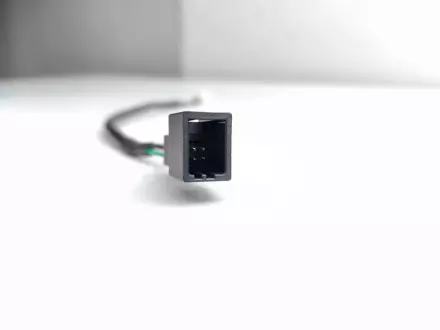 Переходник для подключения штатного USB Mitsubishi 2020+ тип 1